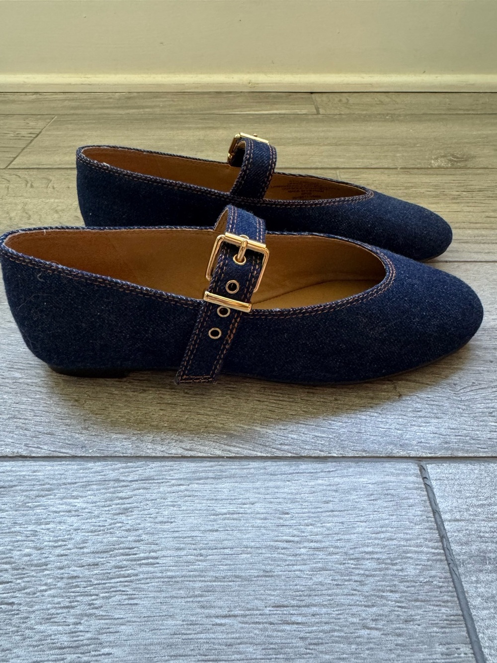 Madewell The Remy Mary Jane Flat in Denim:
Sculptural Buckle Edition NWOT 5.5 - Picture 3 of 11